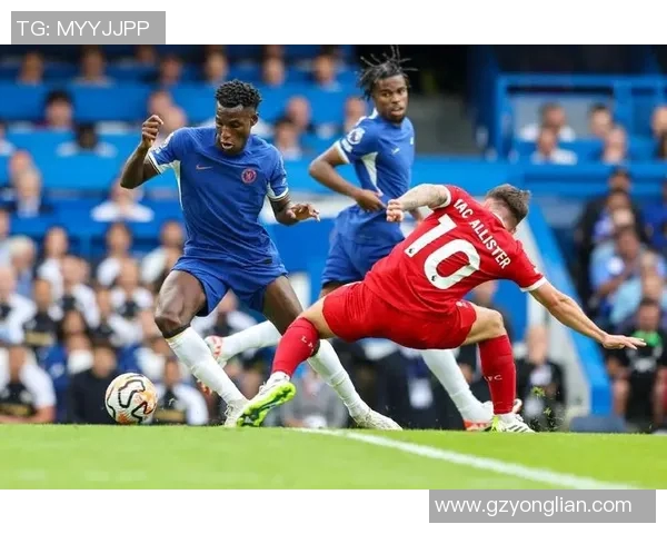 切尔西与利物浦精彩任意球对决回顾与分析